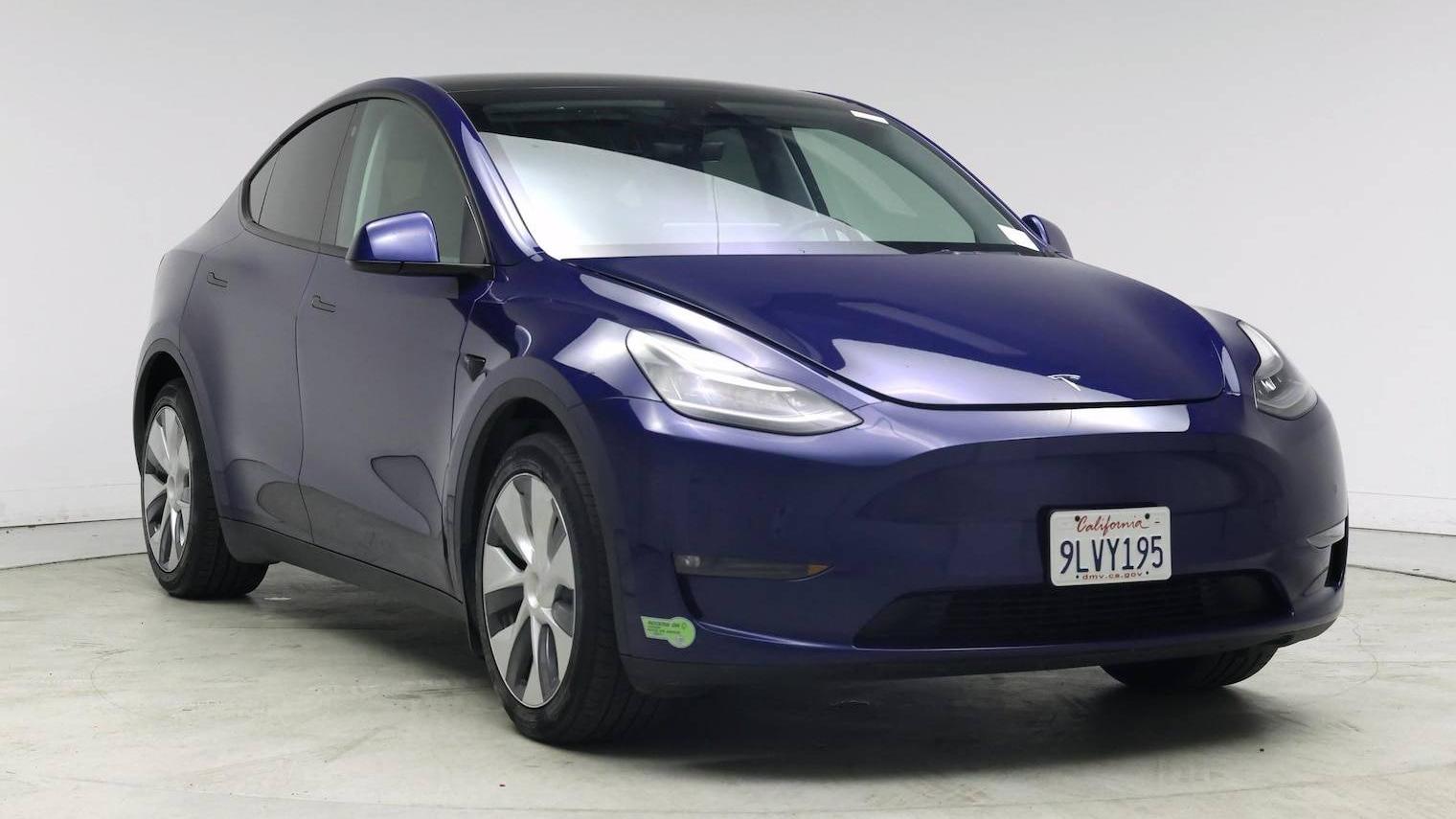 TESLA MODEL Y 2022 7SAYGDEE5NF313437 image